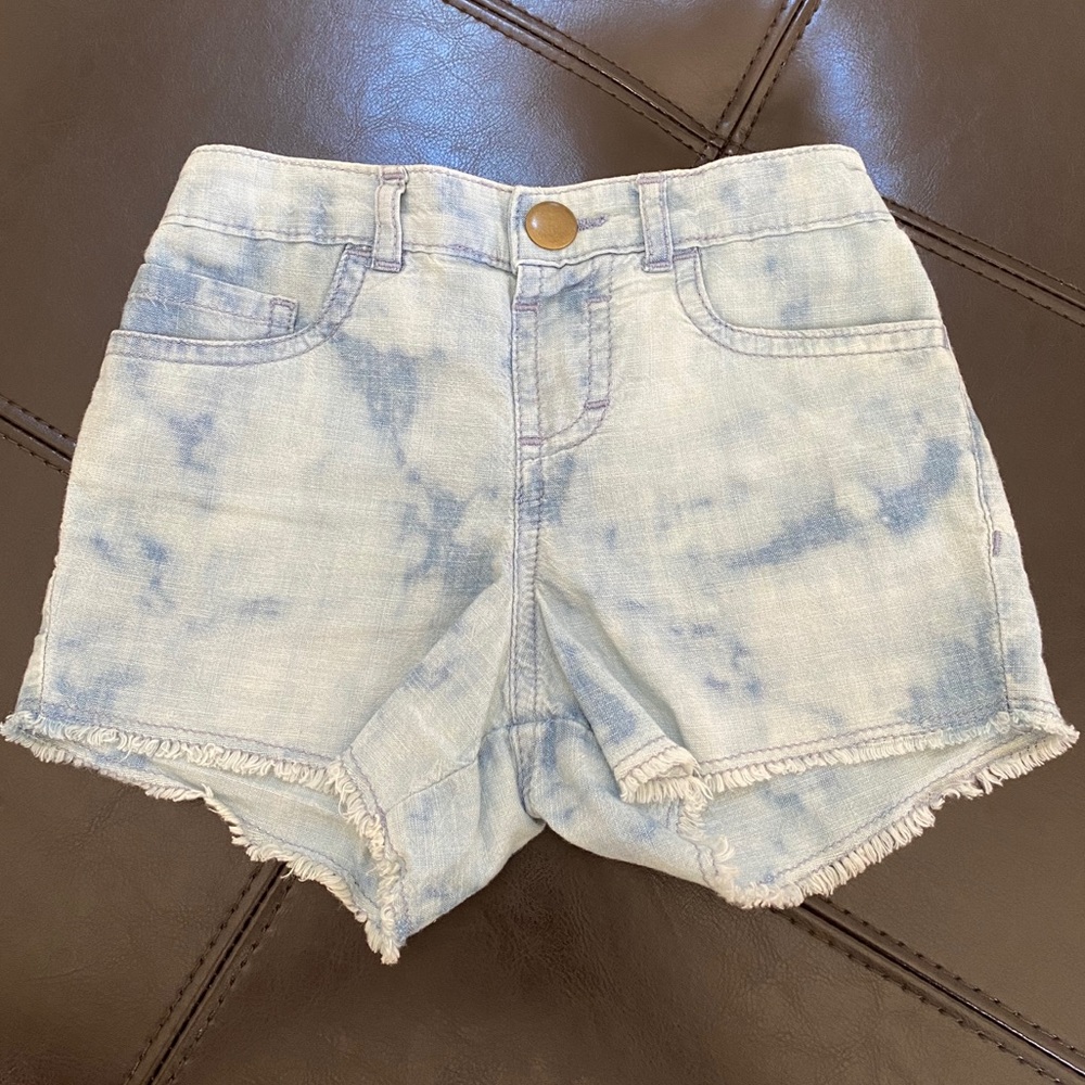 egg by Susan Lazar 2T shorts